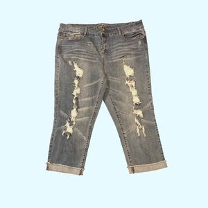Rue21 Distressed jeans